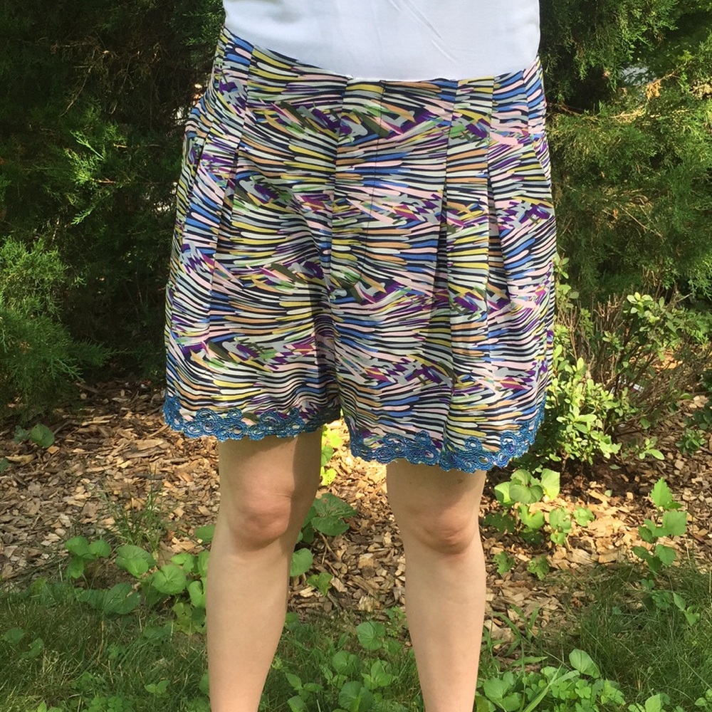 Courage.b shorts